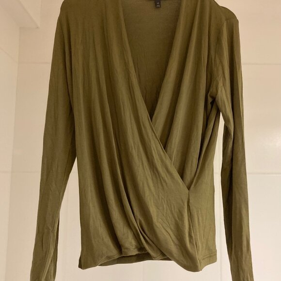 Banana Republic Long Sleeves Kaki Green Shirt Crossover Neckline - Picture 2 of 4